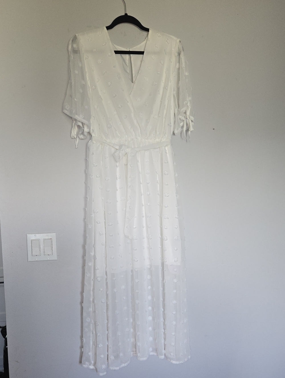 SHEIN White Textured Dot Maxi Dress with Tie Waist